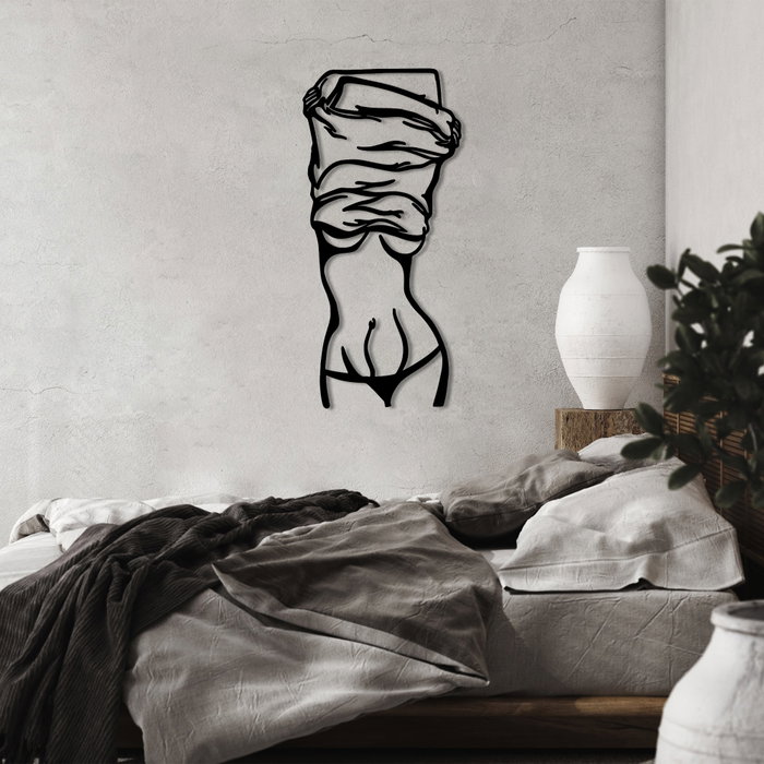 Wallity Undressing Woman Escultura de pared de metal negra Wallity Undressing Woman Escultura de pared de metal negra